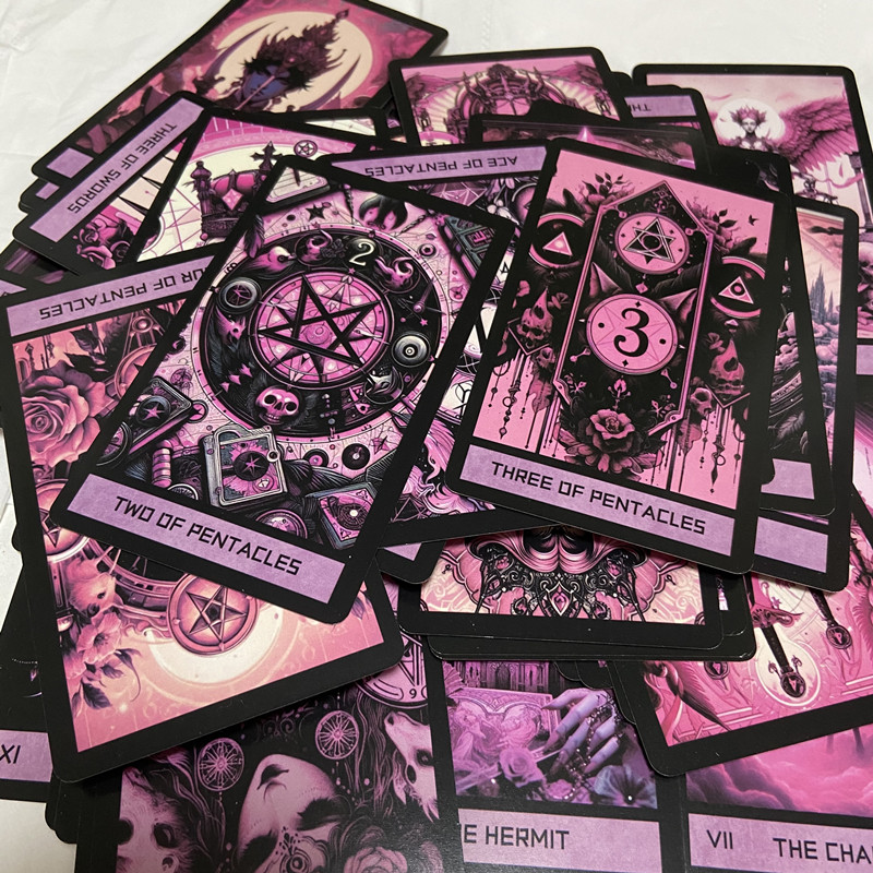 Baraja de Tarot Gótica Rosa de - Board Game Of Life reseña y precio